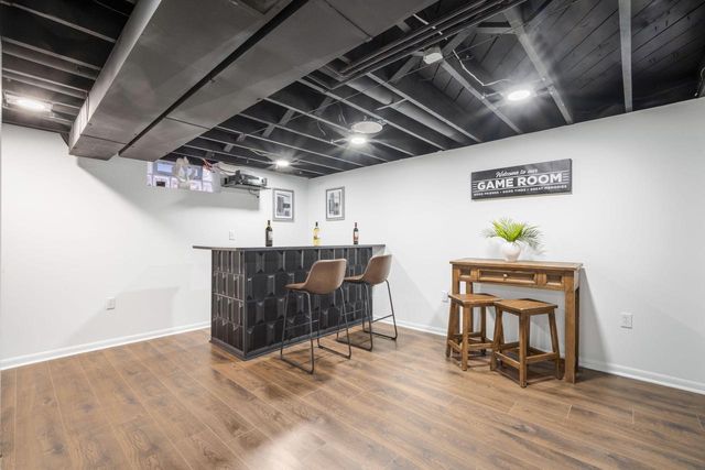 2020 Menomonee River PARKWAY, Wauwatosa, WI 53226