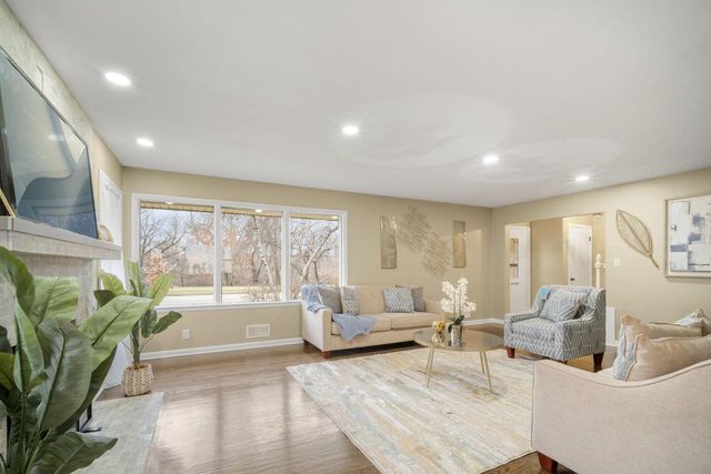 2020 Menomonee River PARKWAY, Wauwatosa, WI 53226