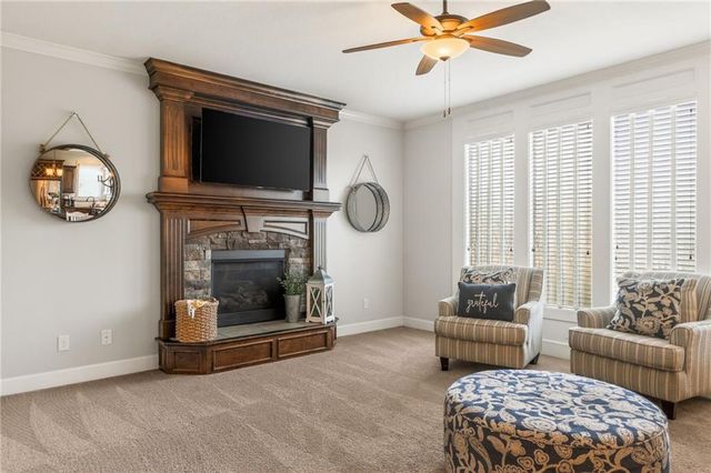 8617 Houston Street, Lenexa, KS 66227