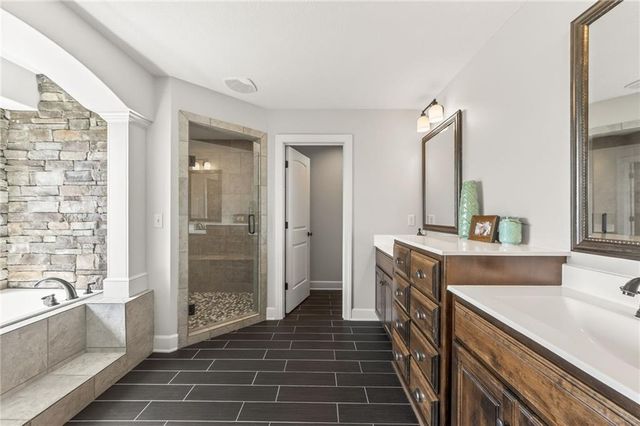 8617 Houston Street, Lenexa, KS 66227