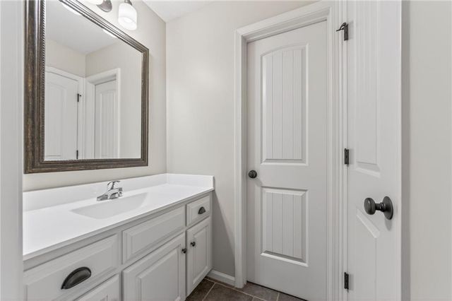 8617 Houston Street, Lenexa, KS 66227