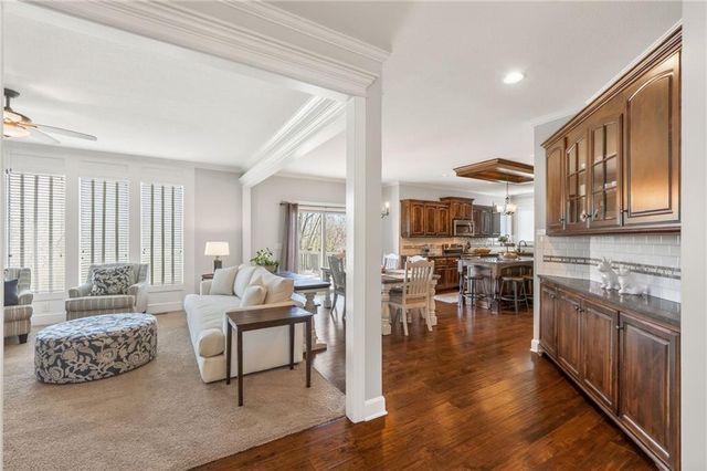 8617 Houston Street, Lenexa, KS 66227