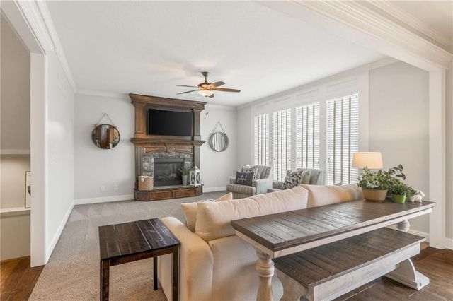 8617 Houston Street, Lenexa, KS 66227