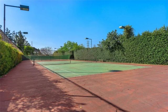 13984 Edgewater Drive, Norwalk, CA 90650