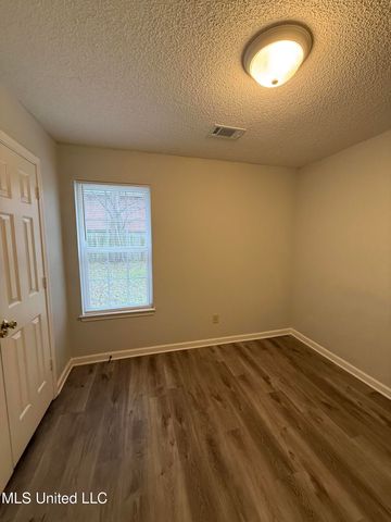 7016 Tudor Lane, Horn Lake, MS 38637