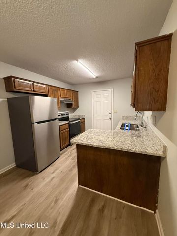 7016 Tudor Lane, Horn Lake, MS 38637