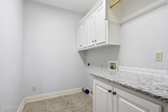 127 Tonbridge Drive, Lafayette, LA 70508