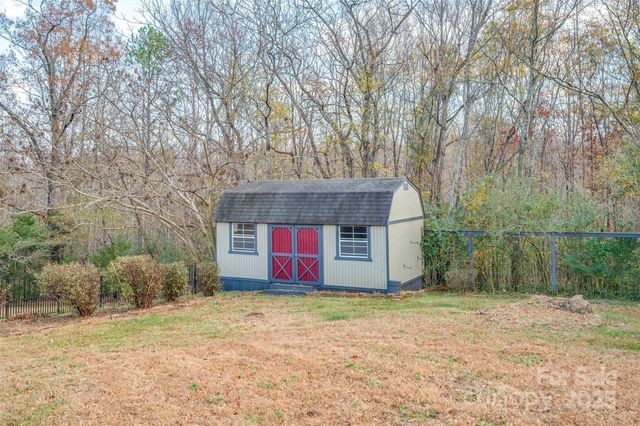 258 Brookmont Avenue, Forest City, NC 28043