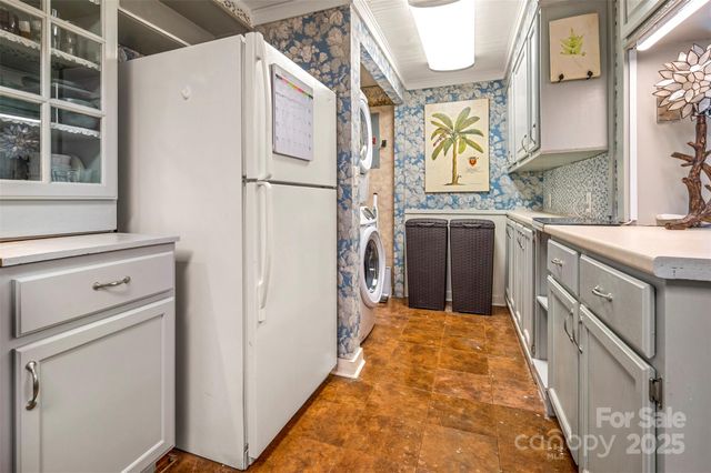 258 Brookmont Avenue, Forest City, NC 28043