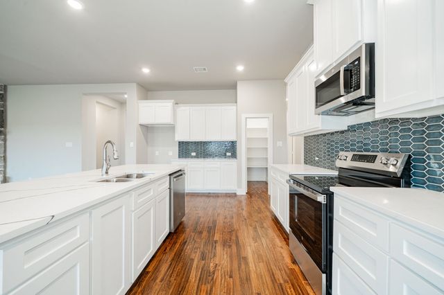 424 Deer Lane, Celeste, TX 75423