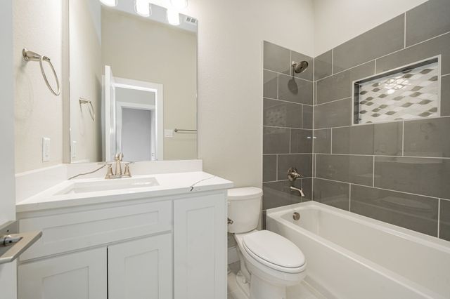 424 Deer Lane, Celeste, TX 75423