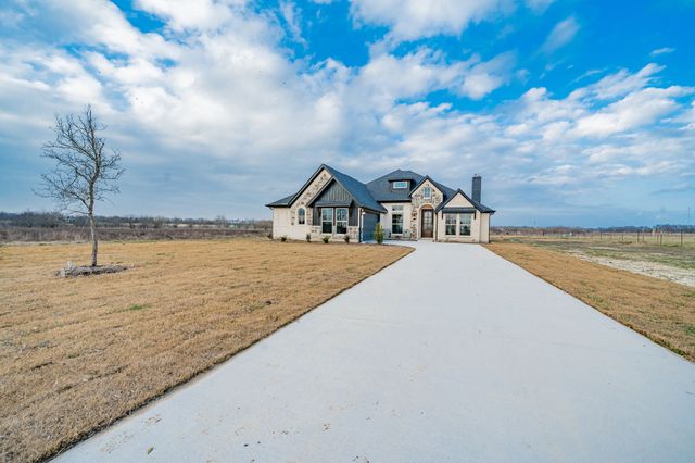 424 Deer Lane, Celeste, TX 75423