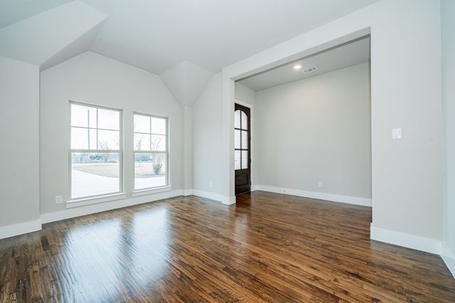 424 Deer Lane, Celeste, TX 75423