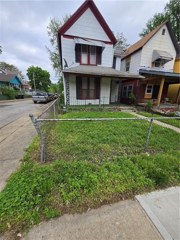 1027 Cleveland Avenue, Kansas City, MO 64127