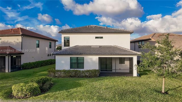 8108 NW 78th St, Tamarac, FL 33321