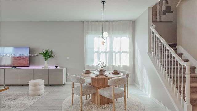 8108 NW 78th St, Tamarac, FL 33321