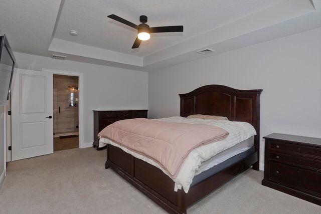 5-A Sawgrass Ln, Southwick, MA 01077