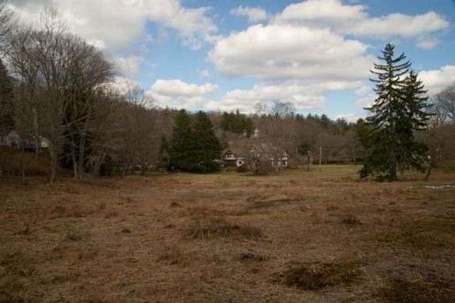 182 Tuxedo Road, Tuxedo Park, NY 10987