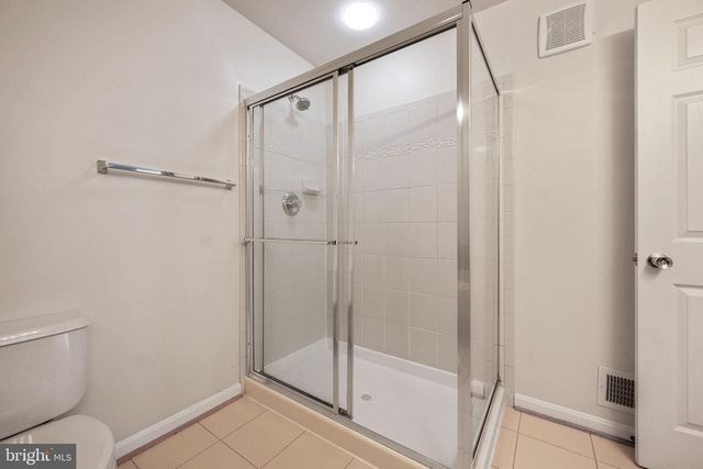 15555 JOHN DISKIN CIR, Woodbridge, VA 22191