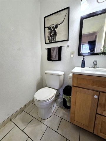 3233 Potter Road, Eau Claire, WI 54703