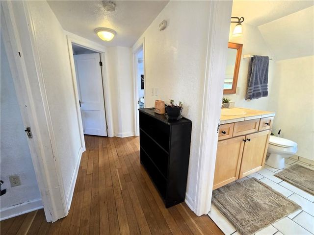 3233 Potter Road, Eau Claire, WI 54703