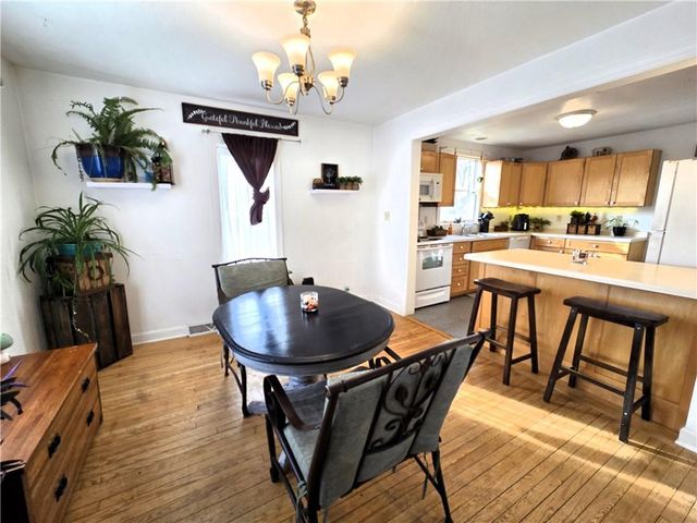 3233 Potter Road, Eau Claire, WI 54703