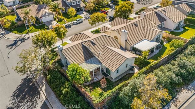 23301 Preston, Valencia, CA 91354