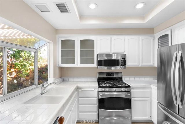 23301 Preston, Valencia, CA 91354