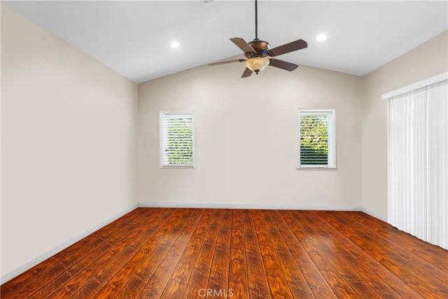 23301 Preston, Valencia, CA 91354