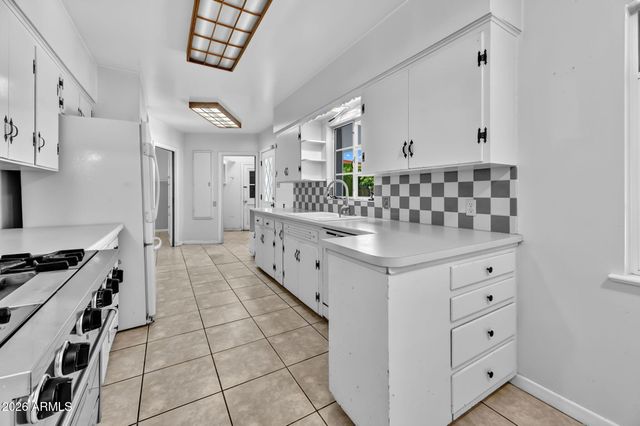 1201 W RANCHO Drive, Phoenix, AZ 85013