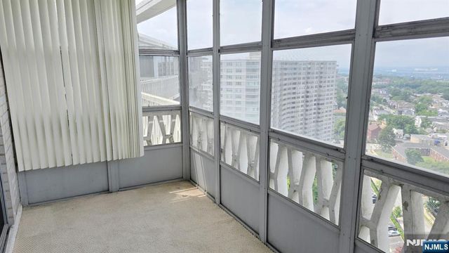 2100 Linwood Avenue 23D, Fort Lee, NJ 07024