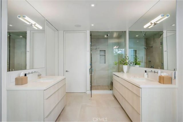 640 Temple Hills Drive, Laguna Beach, CA 92651