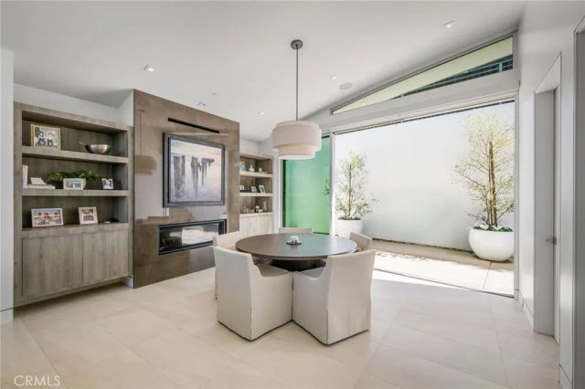640 Temple Hills Drive, Laguna Beach, CA 92651