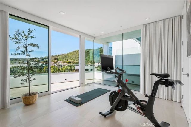640 Temple Hills Drive, Laguna Beach, CA 92651