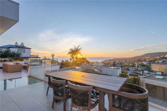 640 Temple Hills Drive, Laguna Beach, CA 92651
