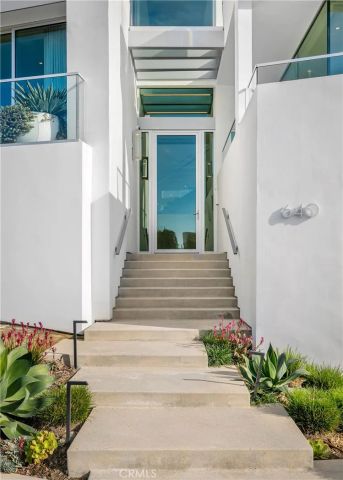 640 Temple Hills Drive, Laguna Beach, CA 92651