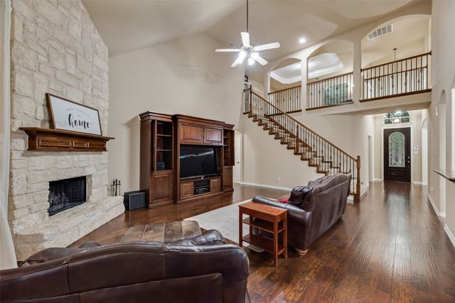 11920 Vienna Apple Road, Fort Worth, TX 76244