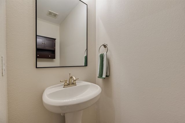 11920 Vienna Apple Road, Fort Worth, TX 76244