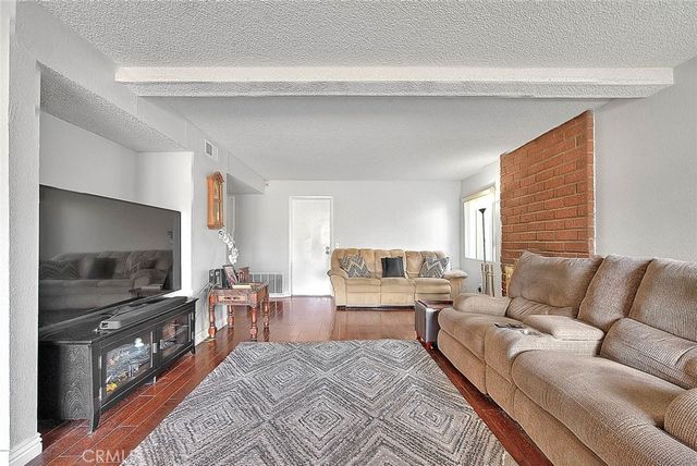8 Tanglewood, Phillips Ranch, CA 91766