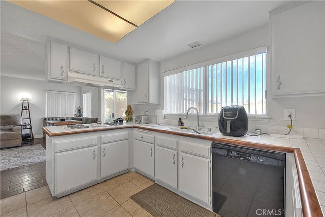 8 Tanglewood, Phillips Ranch, CA 91766