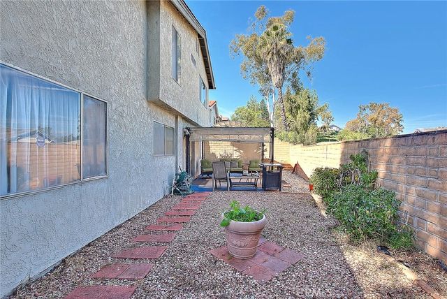 8 Tanglewood, Phillips Ranch, CA 91766