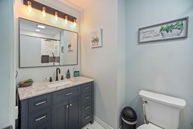 519 Travis Street, Port Lavaca, TX 77979