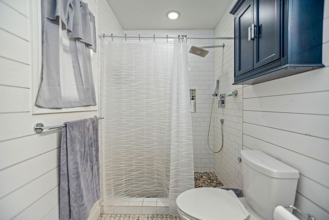 519 Travis Street, Port Lavaca, TX 77979