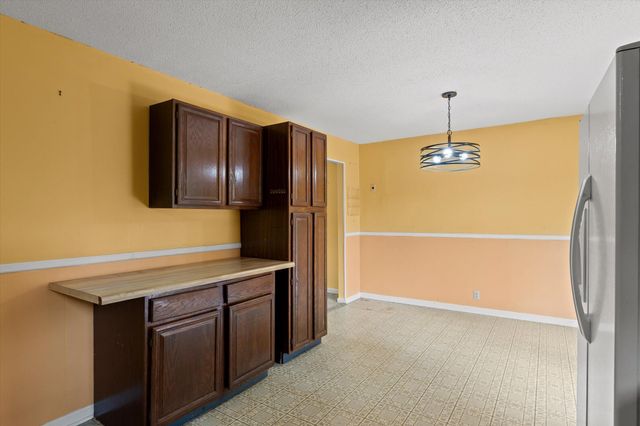 1128 Iris Drive, Rossville, GA 30741