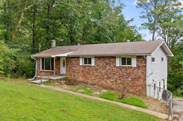 1128 Iris Drive, Rossville, GA 30741