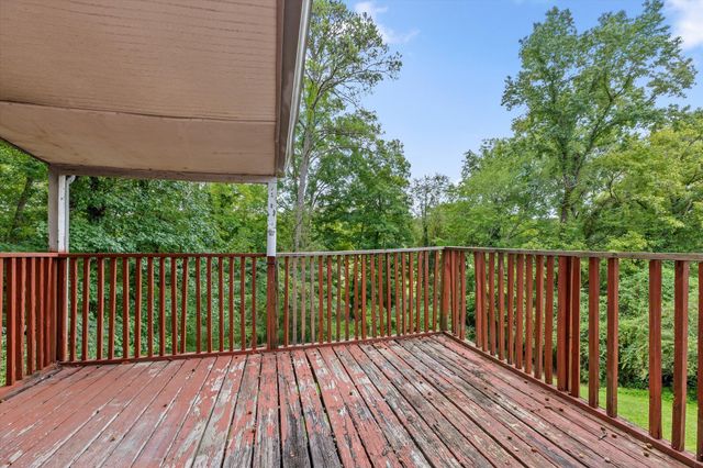 1128 Iris Drive, Rossville, GA 30741