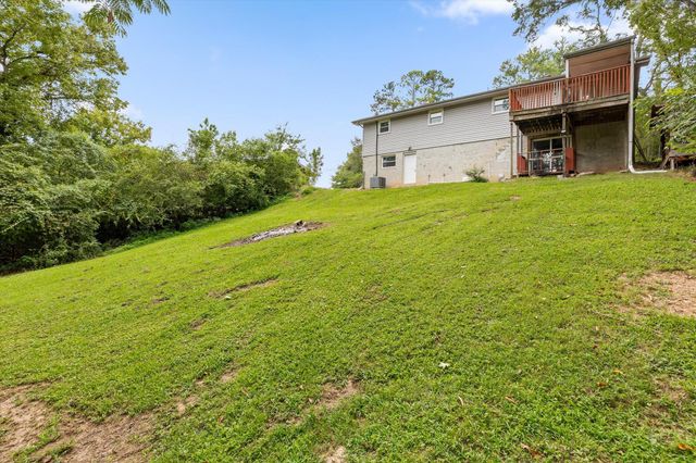 1128 Iris Drive, Rossville, GA 30741