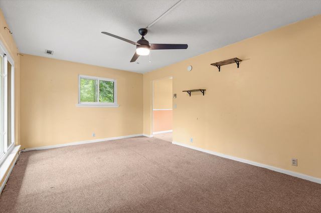 1128 Iris Drive, Rossville, GA 30741