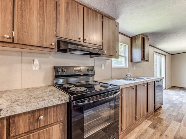 332841 E 890 Road, Wellston, OK 74881