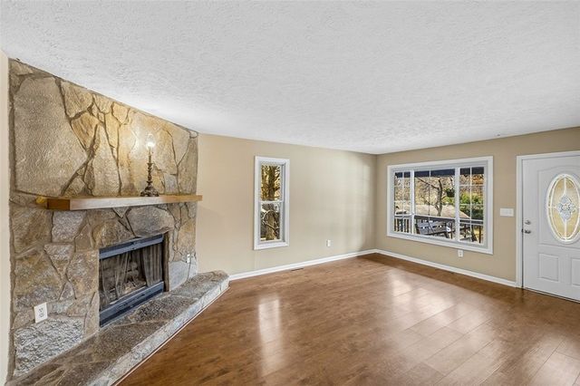 124 Nottingham Lane, Easley, SC 29640